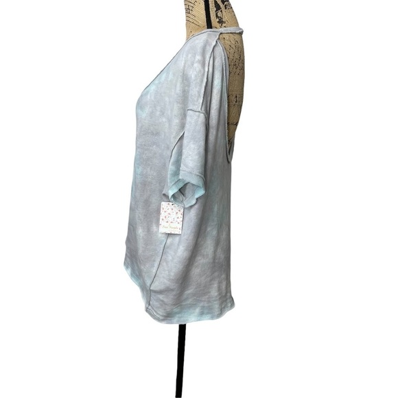 Free People Tie Dye Cut Out Back Slouchy Boho Tee NWT - Picture 10 of 14